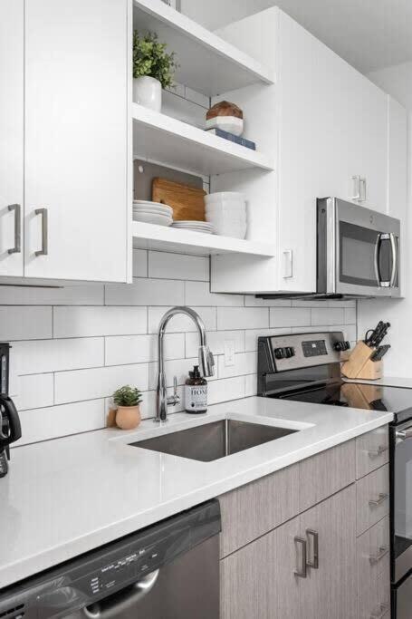 Dream Apartment Near Whole Foods Cozysuites Indianapolis Exterior foto
